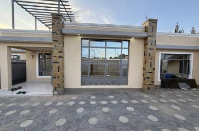 3 Bedroom Flat-roof Bungalow+SQ