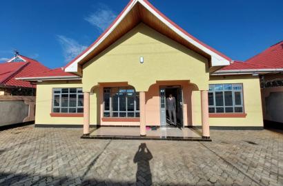 3 Bedroom Master ensuite bungalow on sale in Kenyatta Road